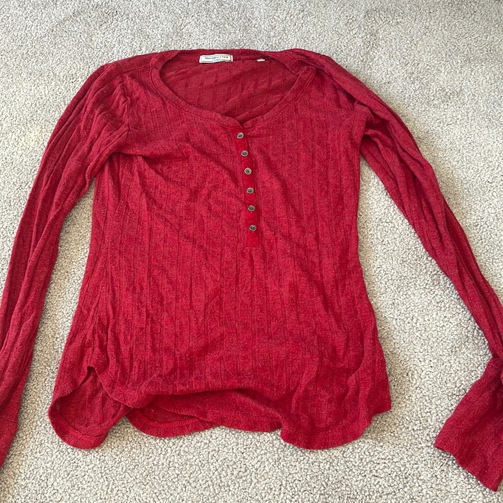 Long sleeve t shirt